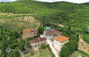 9-bedroom villa 668 m² in Capolona for 710,000 €