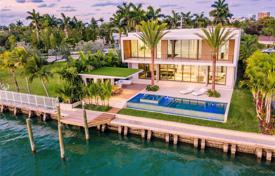 Modern villa with a pool, recreation area, a garden, a terrace and a garage, Bay Harbor Islands, USA for 12,598,000 €