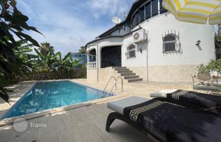3-bedroom villa 240 m² in Türkler for 21,378,000 TRY