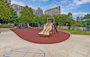 7-bedroom apartment in North York for C$738,000