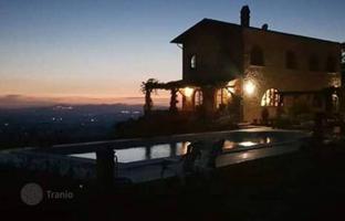 3-bedroom villa 350 m² in Grosseto (city) for 990,000 €