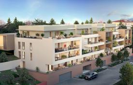 New residential complex with apartments and villas in Saint-Raphaël, France for From 307,000 €