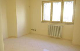 Renovated bright apartment in Viareggio, Tuscany, Italy for 525,000 €