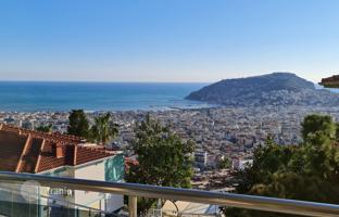 4-bedroom villa 375 m² in Alanya. Price on request