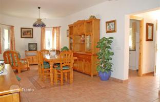 6-bedroom cottage 206 m² in Calpe for 505,000 €