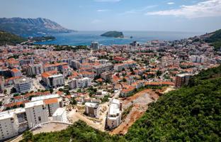 2-bedroom apartment 169 m² in Budva city for 608,000 €