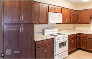 3-bedroom house 128 m² in North Lauderdale for $370,000