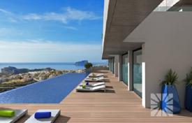 A new housing estate with the pool and a panoramic view of the sea in Cumbre del Sol, Spain. Price on request A new housing estate with the pool and a panoramic view of the sea in Cumbre del Sol, Spain. Price on request