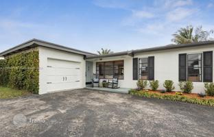 3-bedroom house 183 m² in Sunrise for $550,000