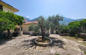 Two-storey house with mountain views in Stari Bar, Montenegro for 280,000 €