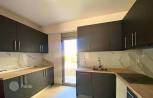 Three -level new apartment with a garden and parking spaces in Nafplion, Peloponnes, Greece for 400,000 €