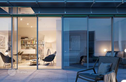 New one-bedroom apartment next to the Tagus River, Lisbon, Portugal for 660,000 €