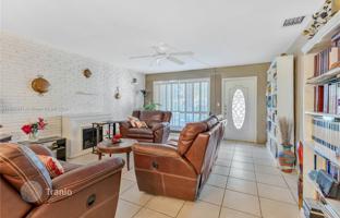2-bedroom house 179 m² in Hollywood for $825,000