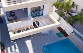 Modern villas with private garden in Los Montesinos for 304,000 €