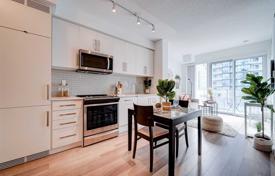 Apartment – Yonge Street, Toronto, Ontario,  Canada for C$893,000