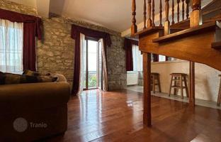 6-bedroom house 530 m² in Rijeka for 1,250,000 €