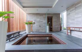 2 bed Condo in 185 Rajadamri Lumphini Sub District for $4,000 per week