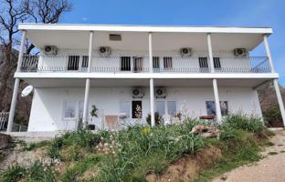 4-bedroom house 160 m² in Sutomore for 190,000 €