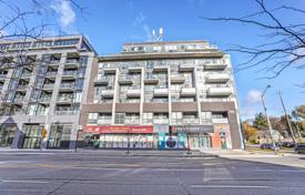 Apartment – The Queensway, Toronto, Ontario,  Canada for C$784,000