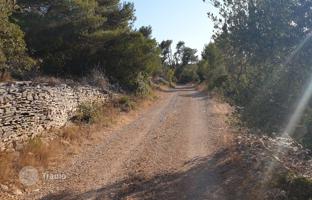 Land plot 1,964 m² in Korcula for 500,000 €