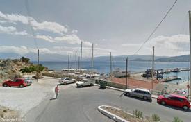 Prime seafront building plot, Agios Nikolaos, build up to 750 m² for 715,000 €
