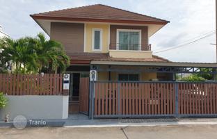 4-bedroom villa 245 m² in Pattaya for $236,000