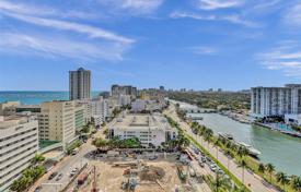 Condo – Miami Beach, Florida, USA for $2,400,000