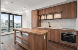 Apartment – Richmond Street West, Old Toronto, Toronto,  Ontario,   Canada for C$894,000