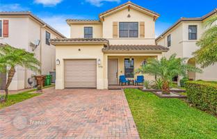 3-bedroom house 278 m² in Hialeah for $699,000