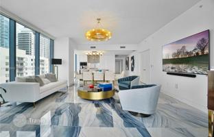 3-bedroom apartments in condo 307 m² in Edgewater (Florida) for $3,800,000