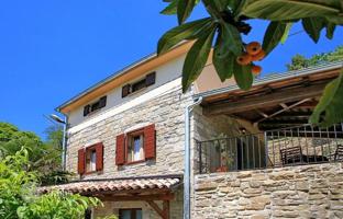 2-room house 100 m² in Motovun for 520,000 €