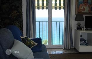 5-bedroom villa in Sanremo for 2,000,000 €