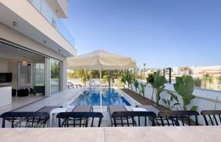 4-bedroom cottage in Famagusta for 980,000 €