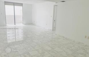 2-bedroom apartments in condo 101 m² in Miami Beach for $595,000