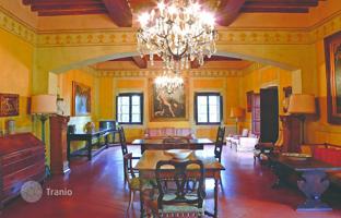 36-bedroom villa in Montespertoli. Price on request