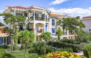 1-bedroom apartment 71 m² in Luštica for 495,000 €