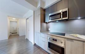 Apartment – Saint Clair Avenue West, Old Toronto, Toronto,  Ontario,   Canada for C$704,000