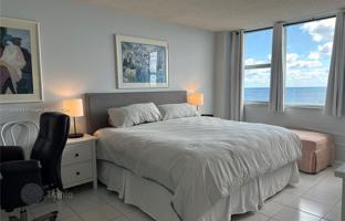 1-bedroom apartments in condo 77 m² in Hallandale Beach for $419,000