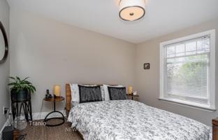 8-bedroom house in York for C$2,425,000