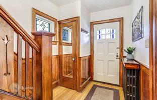 9-bedroom house in York for C$1,939,000
