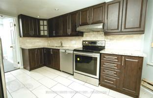 6-bedroom apartment in Etobicoke for C$886,000
