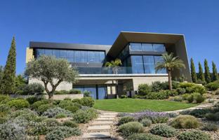6-bedroom cottage 706 m² in Germasogeia for 8,900,000 €