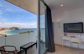 Renovated studio apartment on the seafront in Magaluf, Mallorca, Spain for 299,000 €