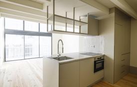 Duplex renovated apartment in Porto, Portugal for 452,000 €