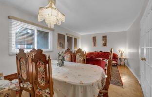6-bedroom house in Etobicoke for C$1,972,000