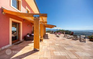 3-bedroom villa in Massarosa for 1,900,000 €