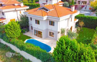 5-bedroom villa 500 m² in Sarıyer for 79,240,000 TRY