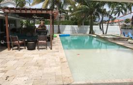 Comfortable villa with a backyard, a swimming pool, a garage and a terrace, Miami, USA for $1,175,000