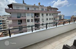 3-bedroom penthouse 157 m² in Mahmutlar. Price on request