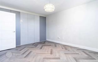 6-bedroom apartment in Etobicoke for C$1,193,000